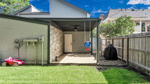 Houston 2-story, 4-bed 15703 WALKWOOD DRIVE-idx