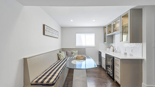 Houston 2-story, 4-bed 15703 WALKWOOD DRIVE-idx