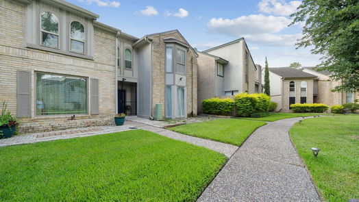 Houston 2-story, 2-bed 640 N Eldridge Parkway-idx