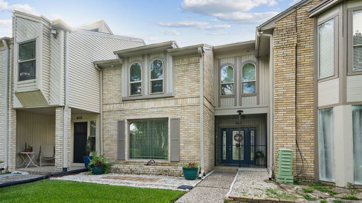 Houston 2-story, 2-bed 640 N Eldridge Parkway-idx