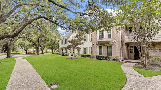 Houston 2-story, 4-bed 13194 Trail Hollow Drive-idx