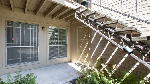 Houston 1-story, 1-bed 700 Thicket Lane 703-idx