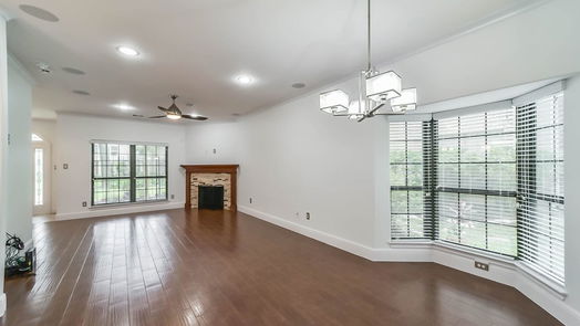 Houston 2-story, 3-bed 800 Country Place Drive 605-idx