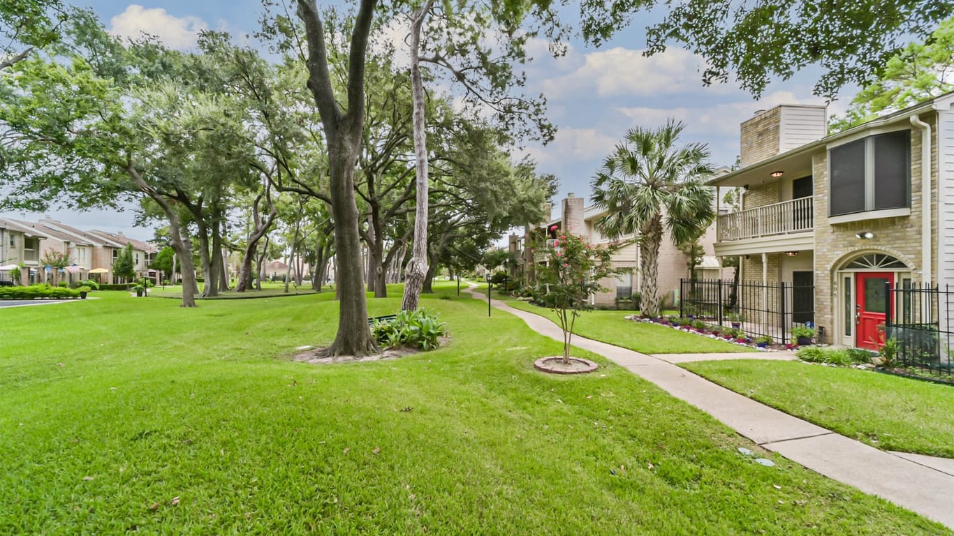 Houston 2-story, 3-bed 800 Country Place Drive 605-idx