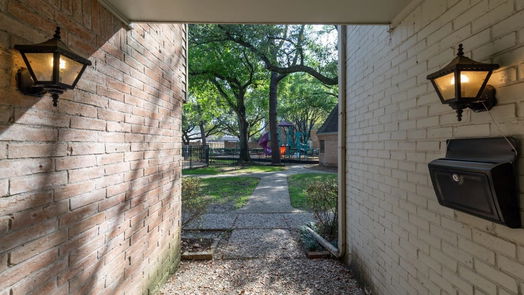 Houston 2-story, 3-bed 13164 Trail Hollow Drive 3164-idx