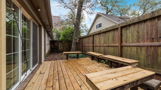 Houston 1-story, 3-bed 719 Bison Drive-idx