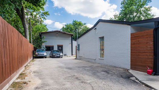 Houston 1-story, 6-bed 9305 Emnora Lane-idx