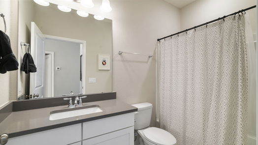Houston 2-story, 2-bed 1819 Agoura Hills Drive-idx