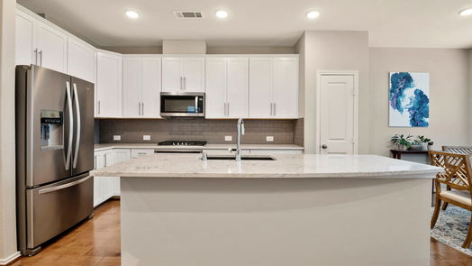Houston 2-story, 2-bed 1819 Agoura Hills Drive-idx