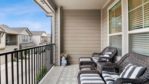Houston 2-story, 2-bed 1819 Agoura Hills Drive-idx