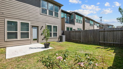 Houston 2-story, 2-bed 1819 Agoura Hills Drive-idx