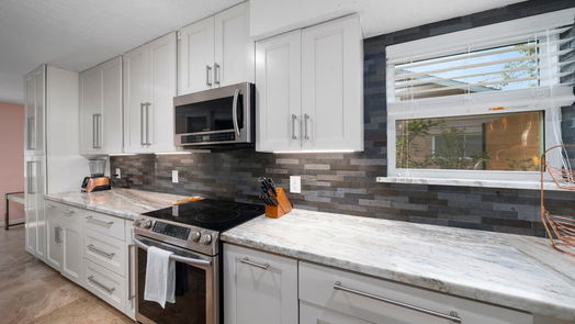 Houston 2-story, 4-bed 9226 Rockhurst Drive-idx