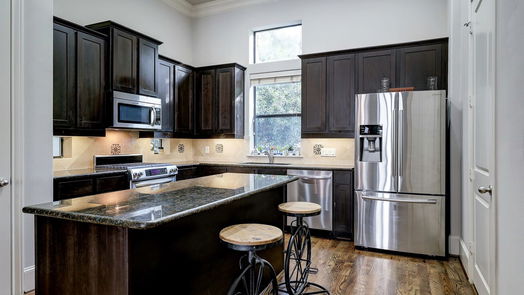 Houston 3-story, 3-bed 8821 Lakeshore Bend Drive-idx