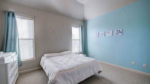 Houston 3-story, 3-bed 8821 Lakeshore Bend Drive-idx