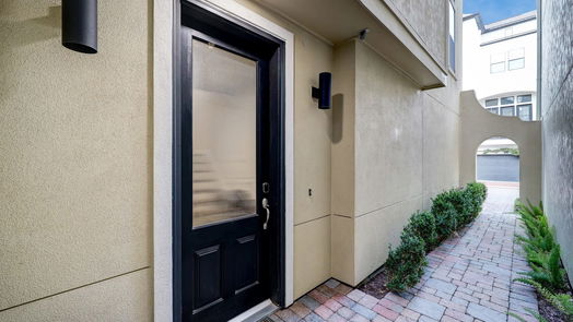 Houston 3-story, 3-bed 8821 Lakeshore Bend Drive-idx