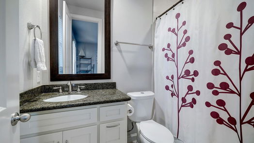 Houston 3-story, 3-bed 8821 Lakeshore Bend Drive-idx