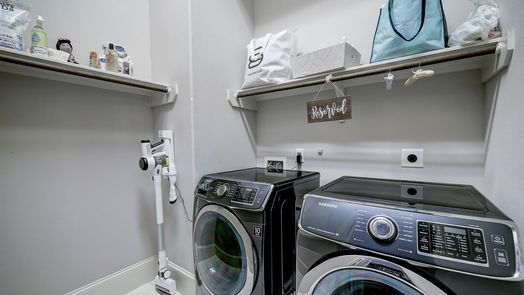 Houston 3-story, 3-bed 8821 Lakeshore Bend Drive-idx