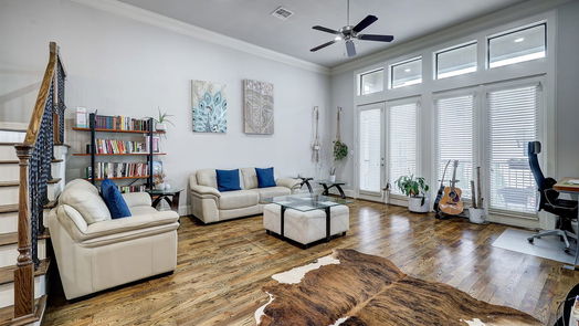 Houston 3-story, 3-bed 8821 Lakeshore Bend Drive-idx