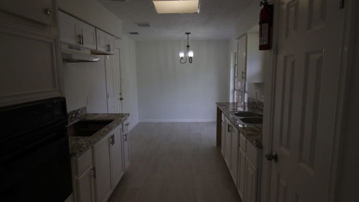 Houston 1-story, 3-bed 9718 Kemp Forest Drive-idx