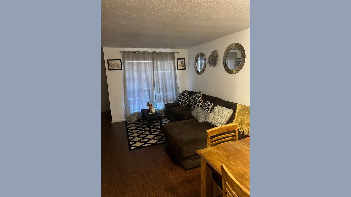 Houston 1-story, 2-bed 8801 Hammerly Boulevard 905-idx