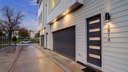 Houston 3-story, 3-bed 1938 Laverne Street-idx