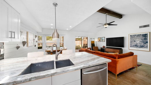 Houston 2-story, 4-bed 9226 Rockhurst Drive-idx