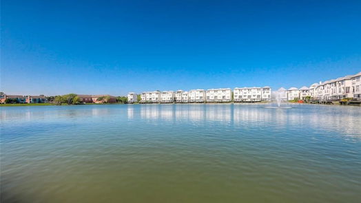 Houston 3-story, 3-bed 8821 Lakeshore Bend Drive-idx