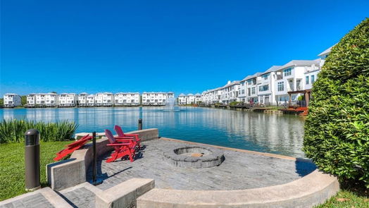 Houston 3-story, 3-bed 8821 Lakeshore Bend Drive-idx