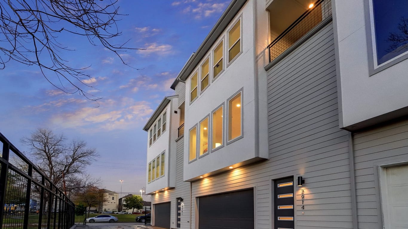 Houston 3-story, 3-bed 1926 Laverne Street-idx