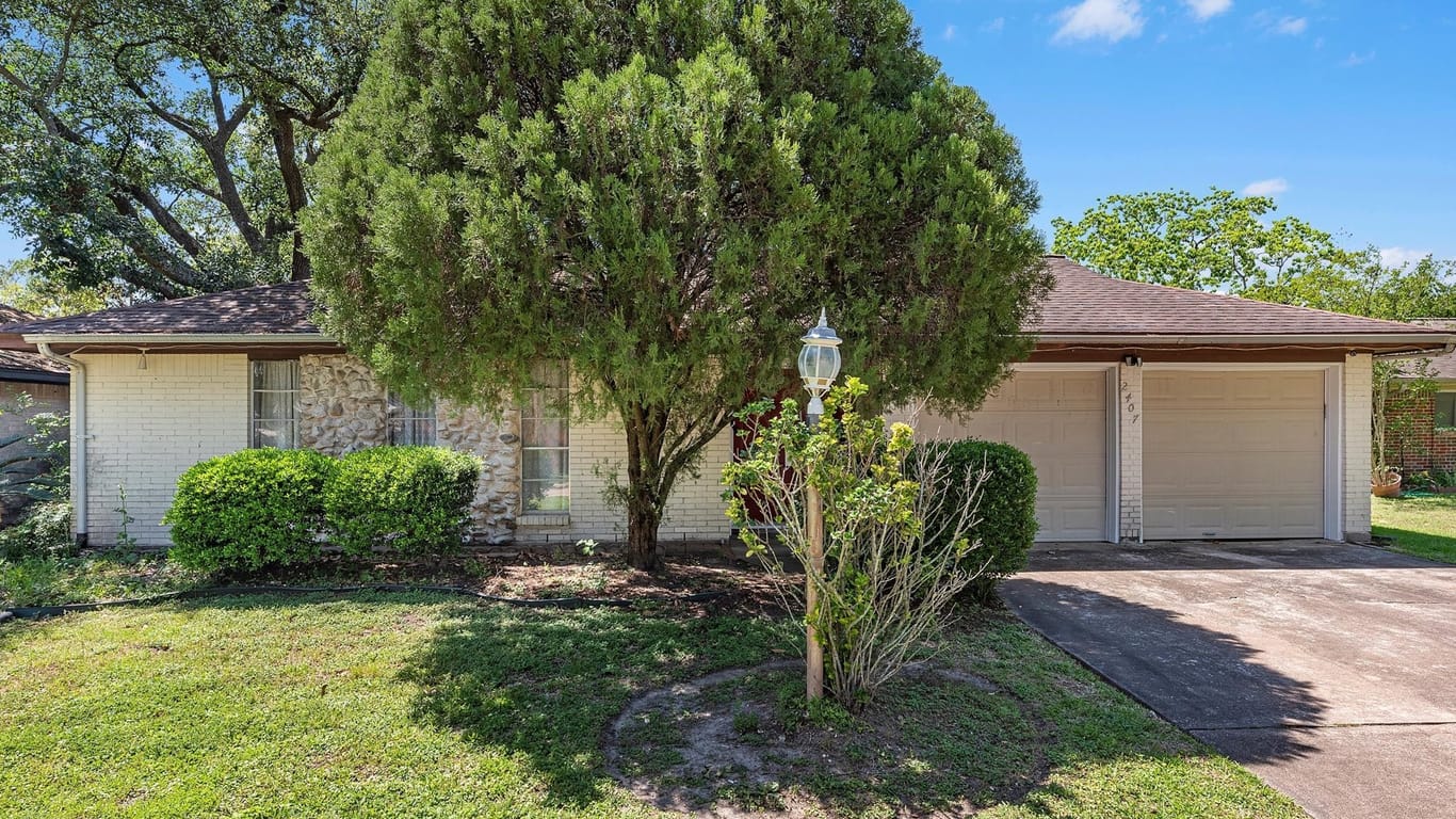 Houston 1-story, 3-bed 2407 Crestdale Drive-idx