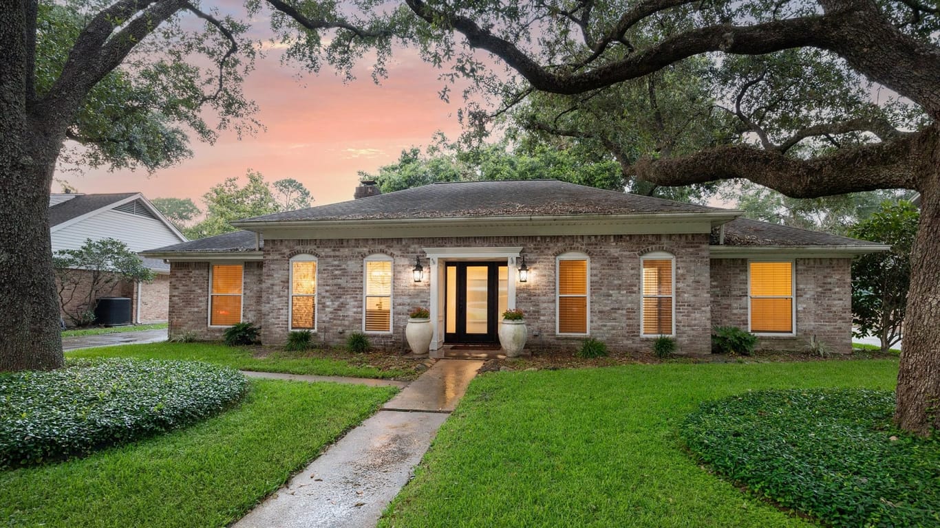 Houston 1-story, 3-bed 9914 Vogue Lane-idx