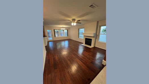 Houston 2-story, 3-bed 1850 Creek Drive-idx