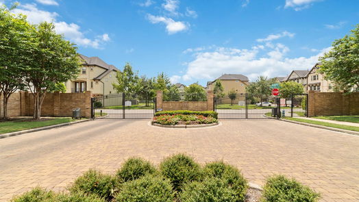 Houston 3-story, 4-bed 9926 Spring Shadows Park Circle-idx