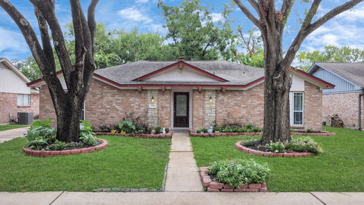 Houston 1-story, 3-bed 9706 Springmont Drive-idx