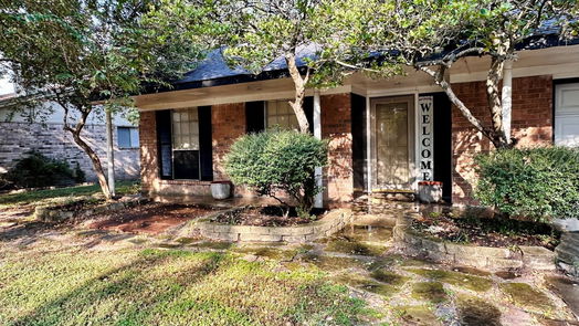 Houston 1-story, 3-bed 2618 Pine Village Drive-idx