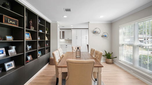 Houston 1-story, 3-bed 2607 Pine Village Drive-idx