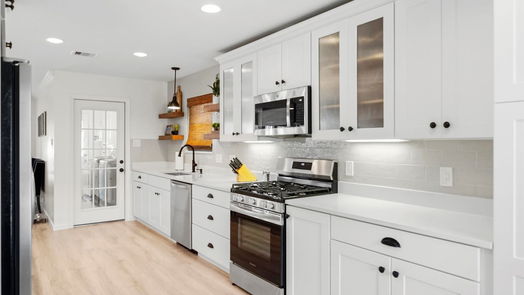 Houston 1-story, 3-bed 2607 Pine Village Drive-idx
