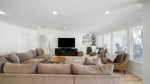 Houston 1-story, 3-bed 2607 Pine Village Drive-idx
