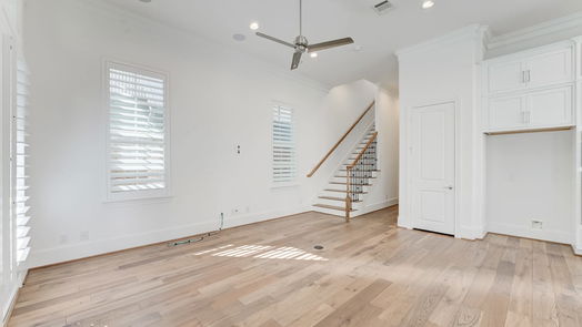 Houston 3-story, 4-bed 8753 Park Kolbe Lane-idx