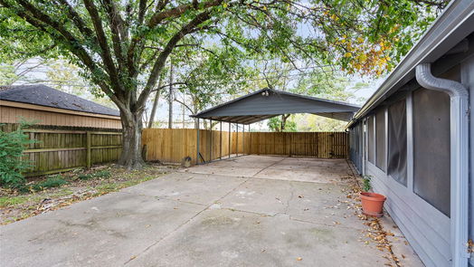 Houston null-story, 3-bed 9332 Derrik Drive-idx