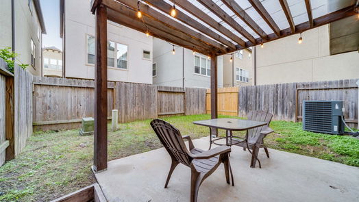 Houston 3-story, 3-bed 2709 Shadybrook Meadow Drive-idx