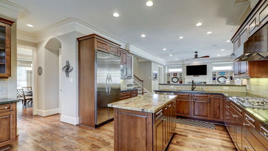 Houston 3-story, 4-bed 5642 Edith Street-idx