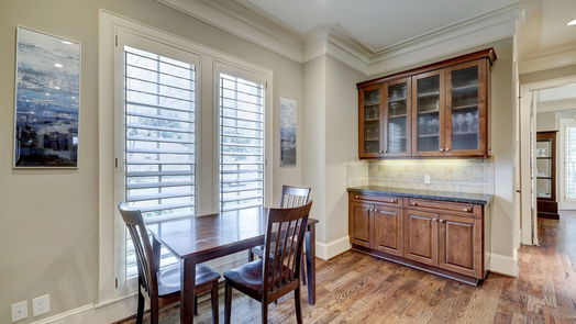 Houston 3-story, 4-bed 5642 Edith Street-idx