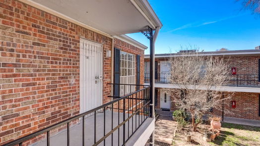 Houston 1-story, 1-bed 6305 Westward Street 190-idx