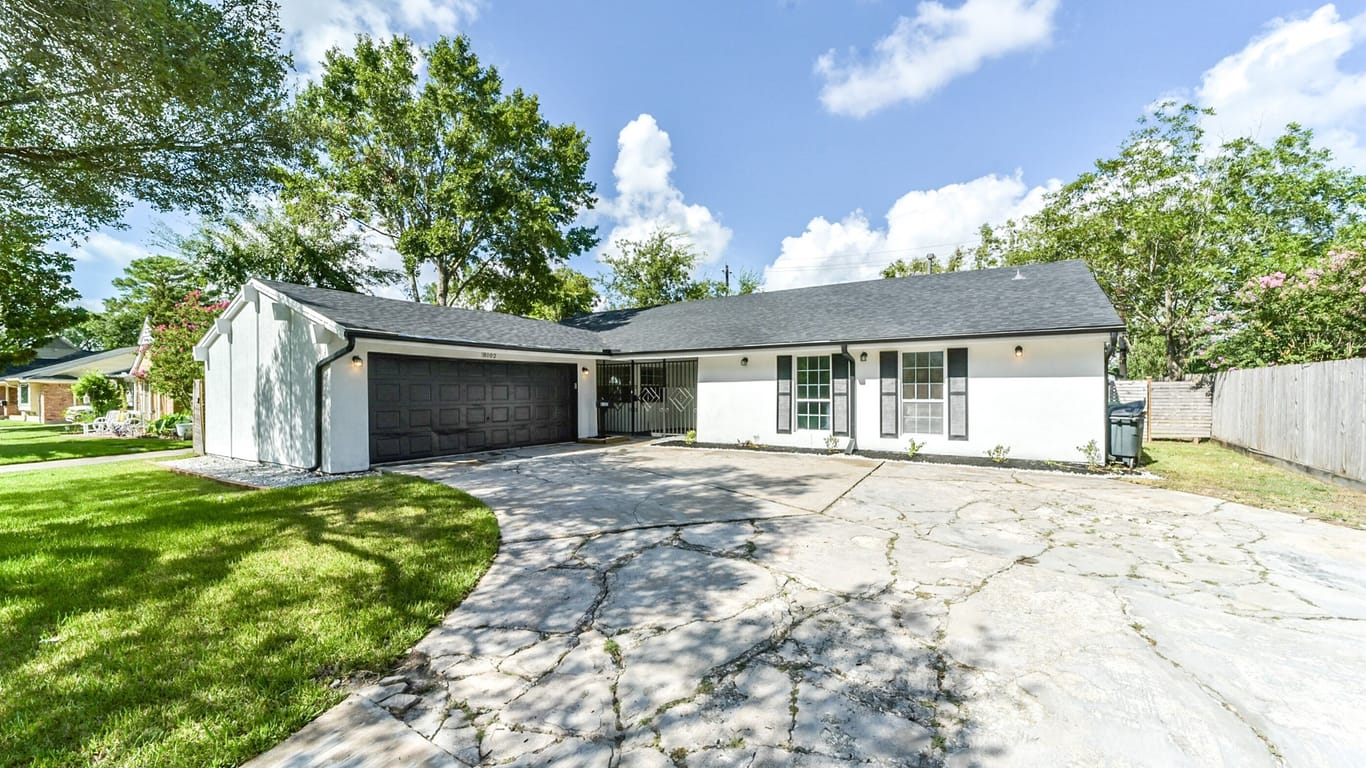 Houston 1-story, 4-bed 8102 Hillcroft Street-idx