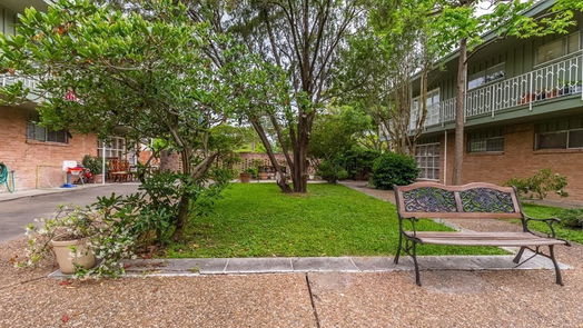 Houston 1-story, 2-bed 7925 Rampart Street 105-idx