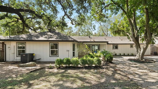 Houston 1-story, 3-bed 5626 Pine Street-idx