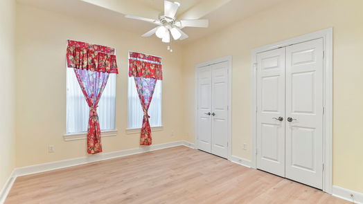 Houston 1-story, 3-bed 5550 Aspen Street-idx