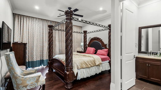 Houston 2-story, 4-bed 3802 Louvre Lane-idx
