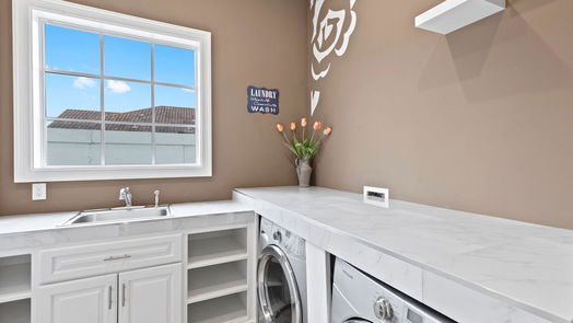 Houston 2-story, 4-bed 3802 Louvre Lane-idx